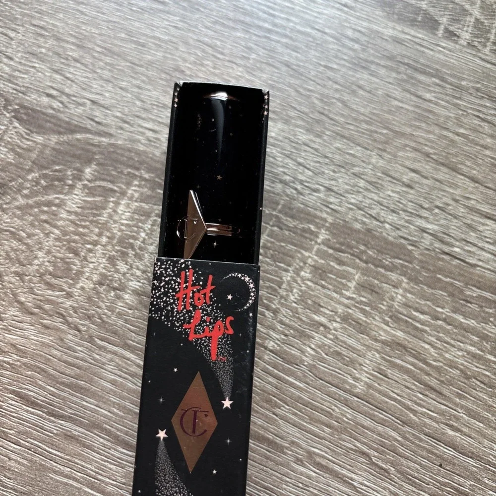 Charlotte Tilbury Hot Lips Lipstick Jk Magic 3.5 g/ 0.12 oz